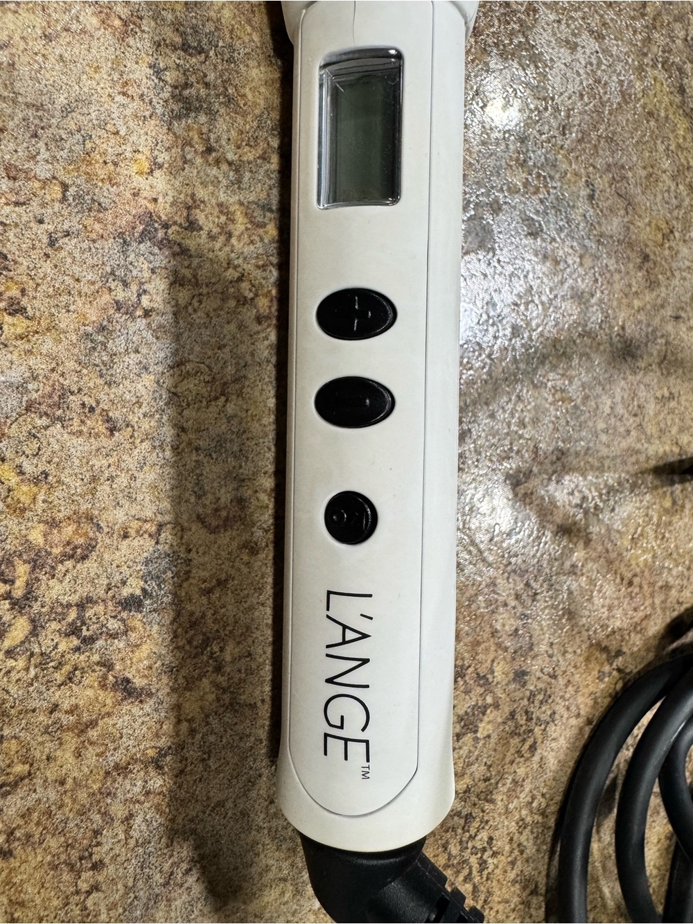 Lange White Hair Styling Iron with LCD and Black Control Buttons